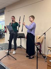 Die beiden Musikerinnen von Live Music Now