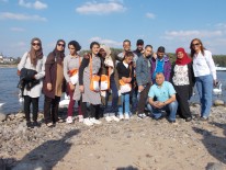 Die tunesischen Gäste stehen am Rhein.